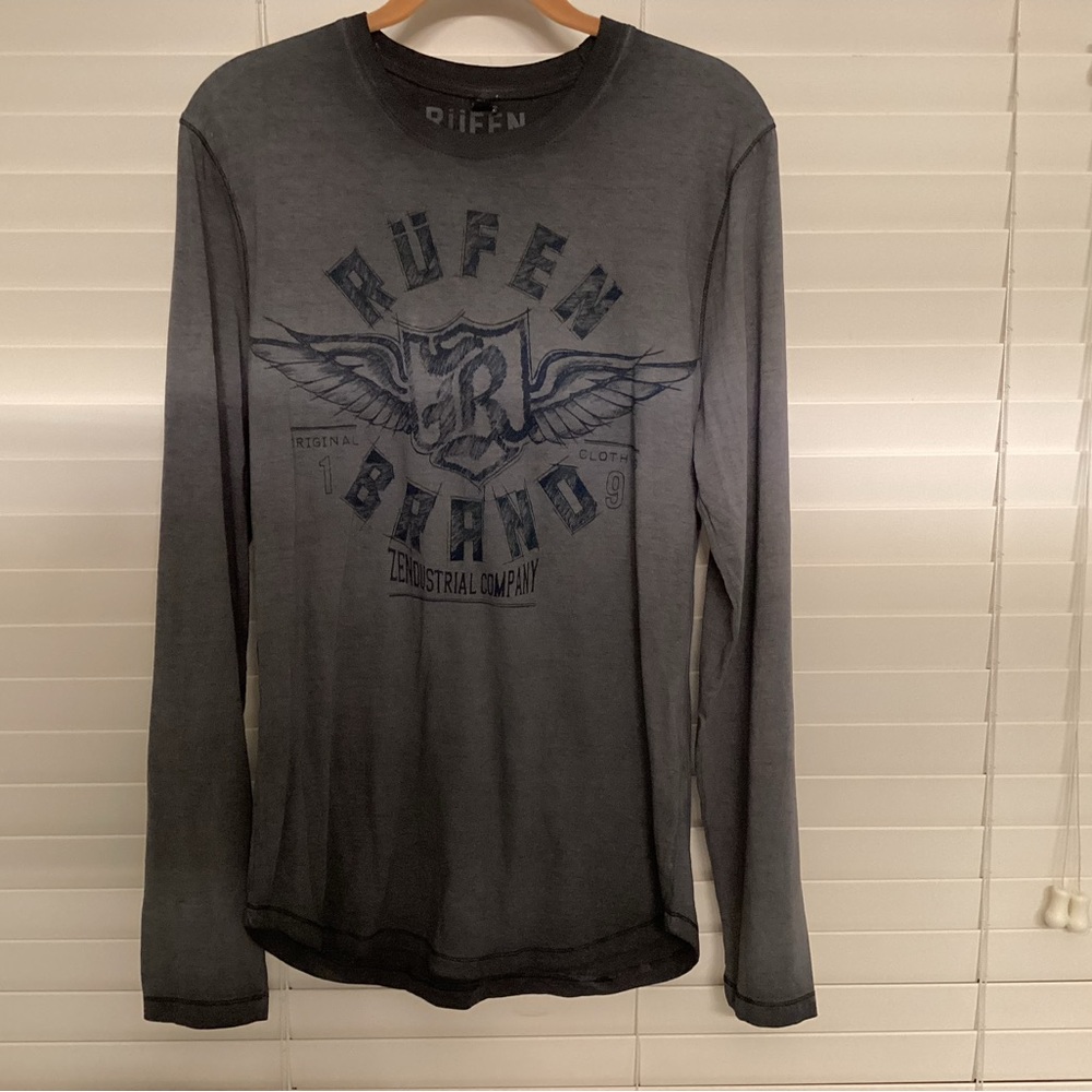 Men's Gray Long Sleeve Tee